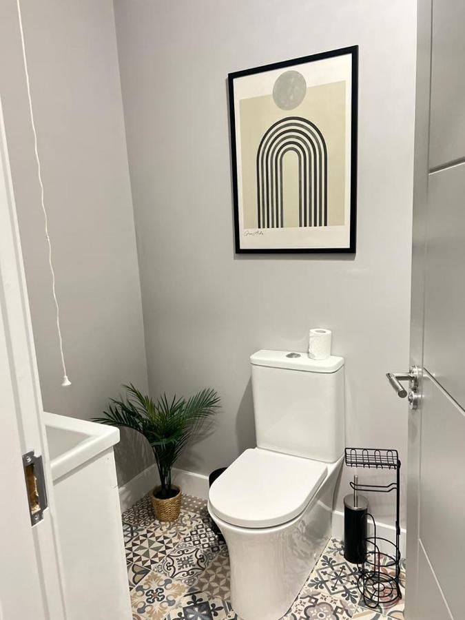 Central Belfast Modern Apartment Great Location Free Parking Zewnętrze zdjęcie